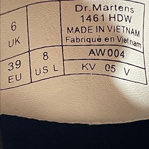 Dr. Martens 1461 HDW Ivory Oxford Hardware Leather Shoes Women’s Size 8 Unisex - Picture 12 of 12